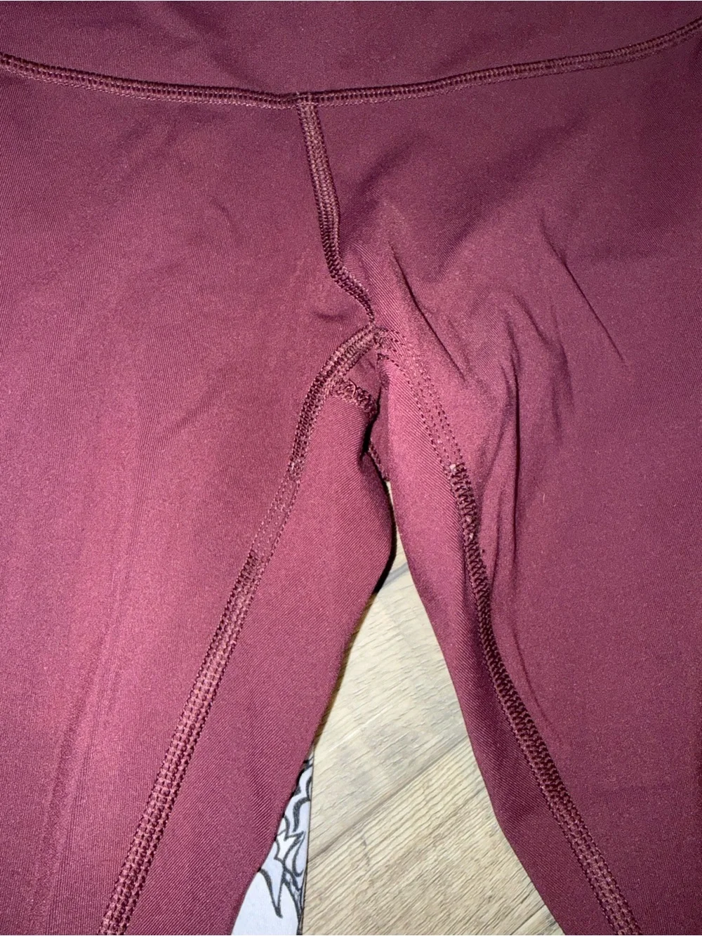 Lululemon bundle 6 and 8 Pre-owned